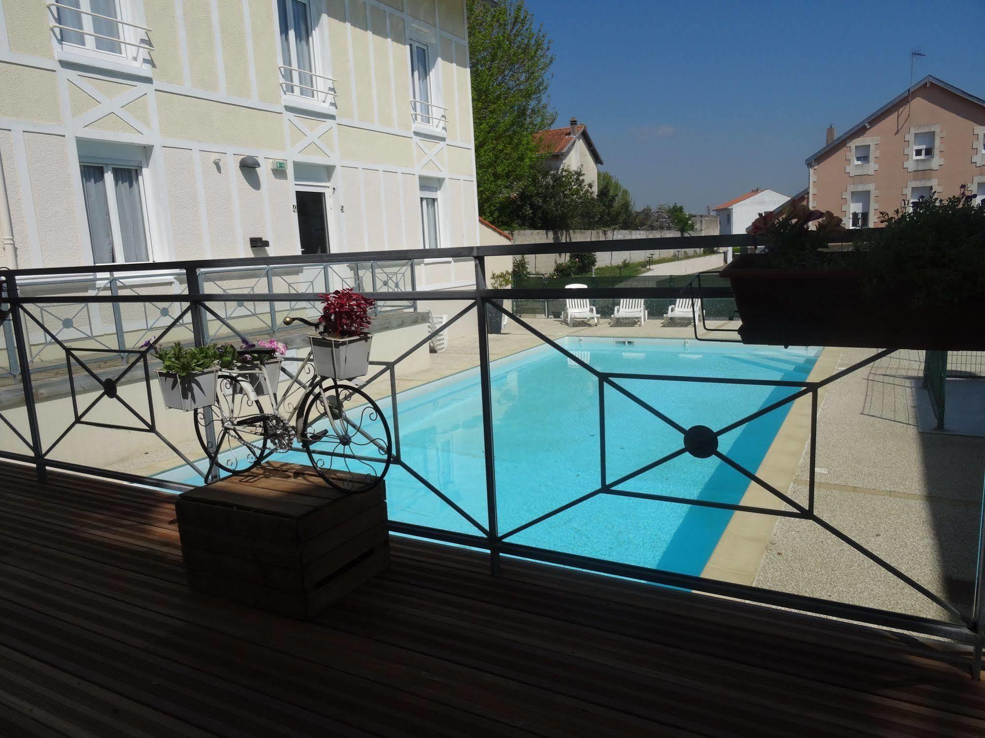 Hôtel d'Orbigny Chatelaillon - La Rochelle Exterior foto